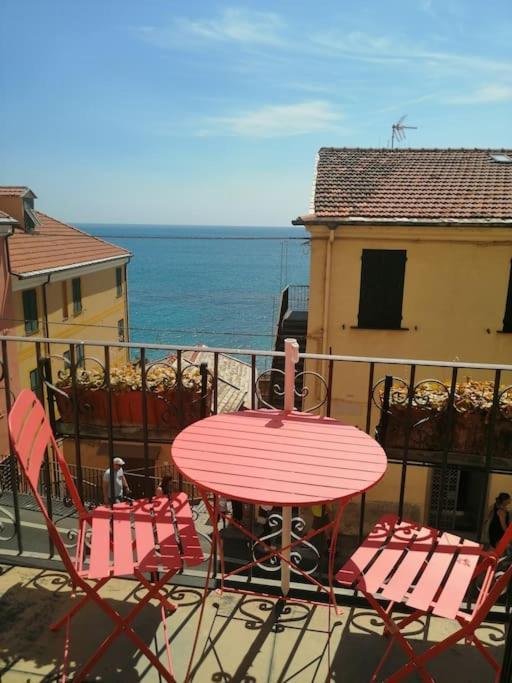 Casa Del Sole Affacciato Sul Mare Apartman Cervo Kültér fotó